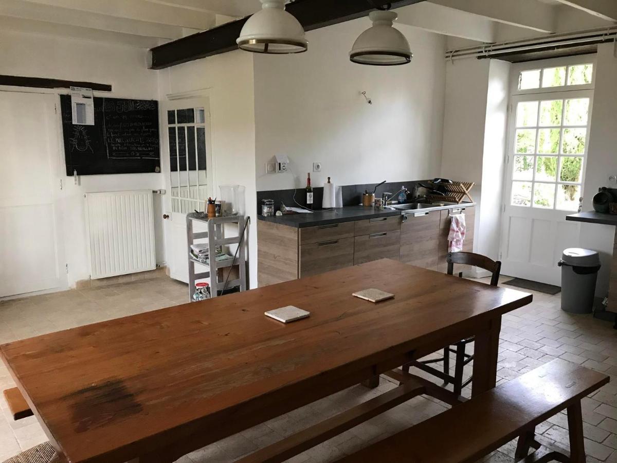 La Vieille Cure, Spa, Wifi A 20 Min Des Plages La Jonchere Zewnętrze zdjęcie