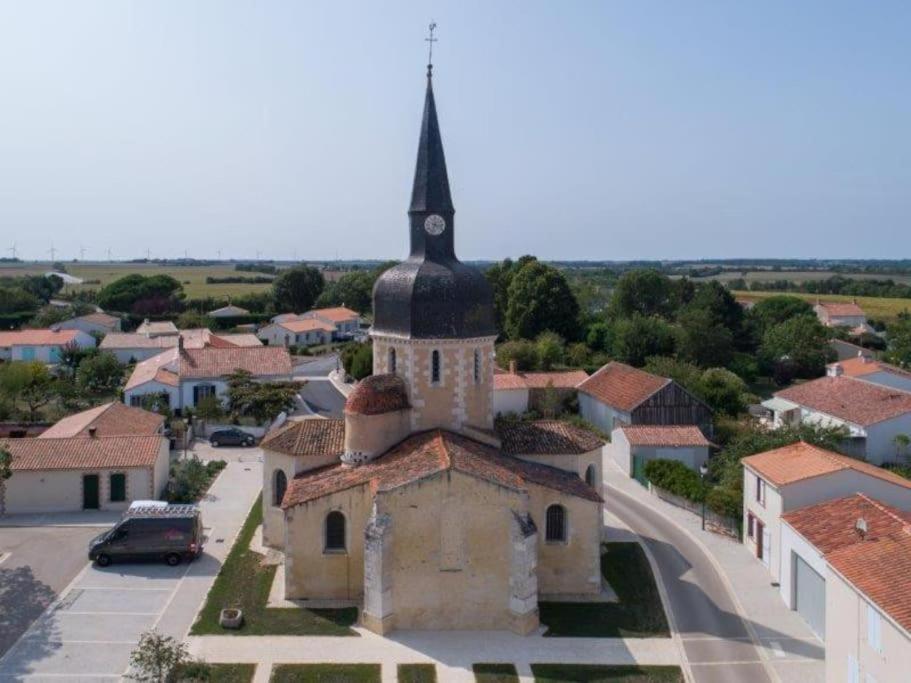 La Vieille Cure, Spa, Wifi A 20 Min Des Plages La Jonchere Zewnętrze zdjęcie